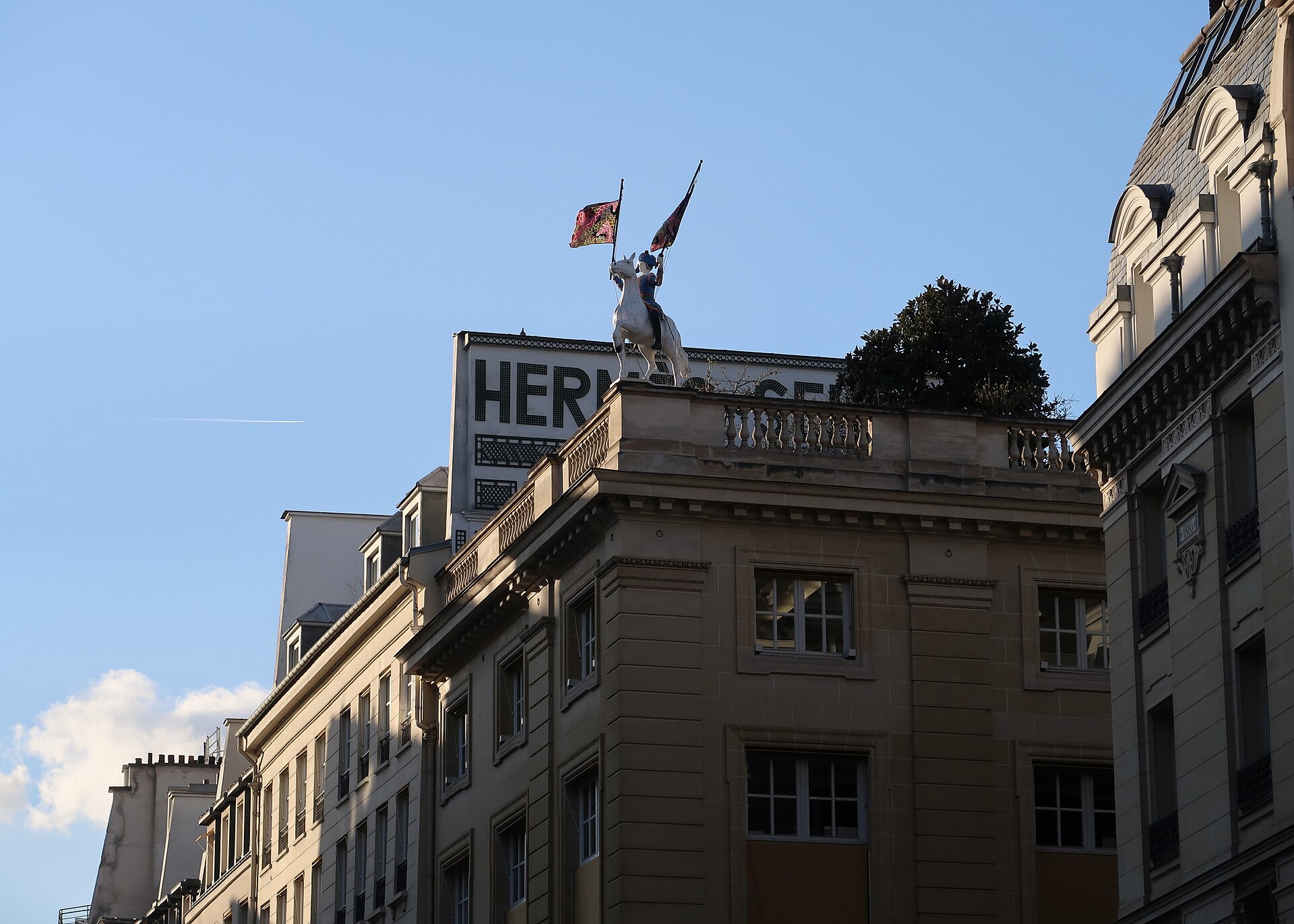 Hermès весна-лето 2027: кожа для жаркого лета