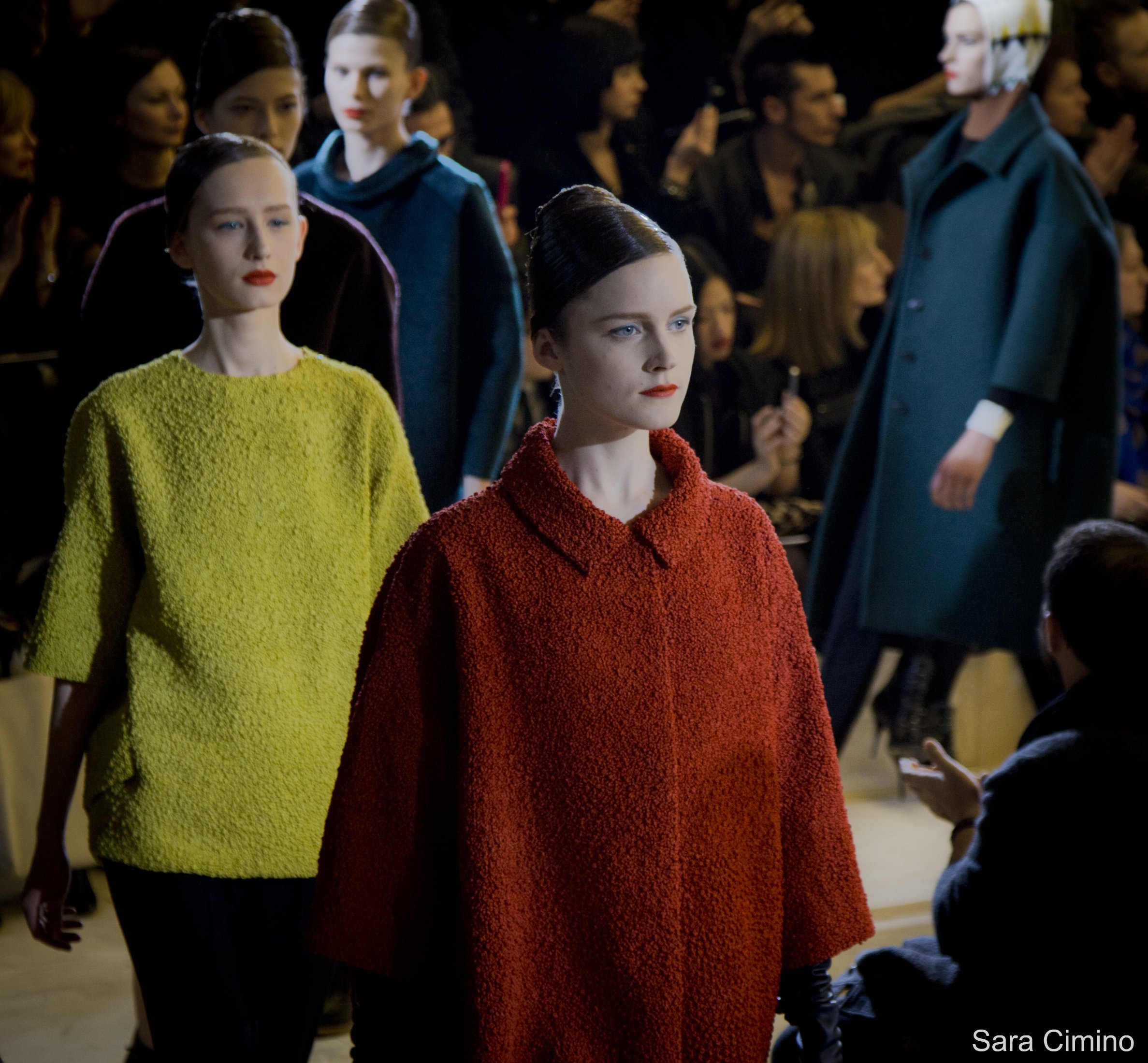 Jil Sander весна-лето 2027: Симоне Беллотти добавил минимализму хрупкости